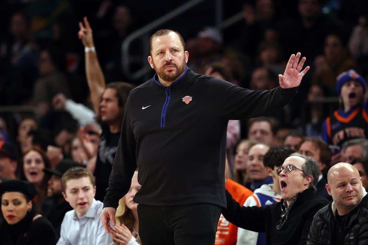 Watch New York Knicks Coach Cusses Out Referee To Face After