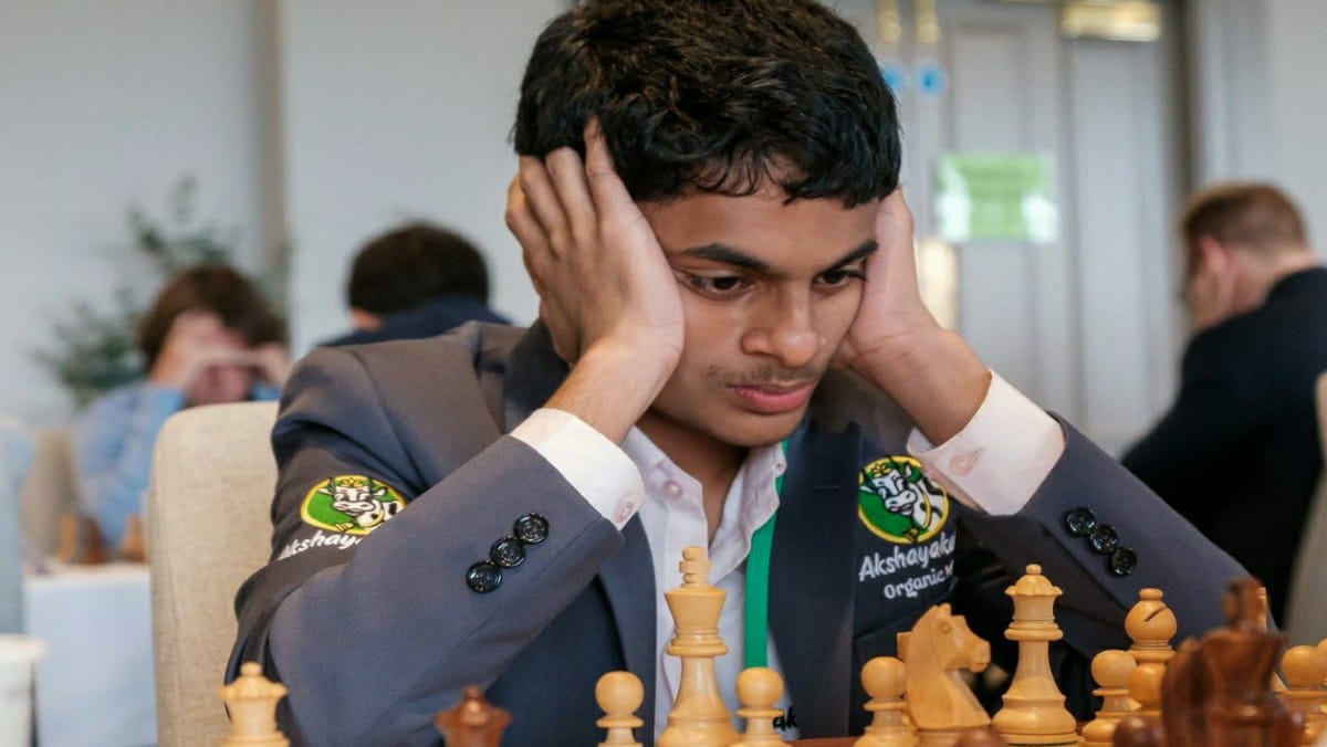 Nihal Sarin wins gold at FIDE Online World U-18 championship