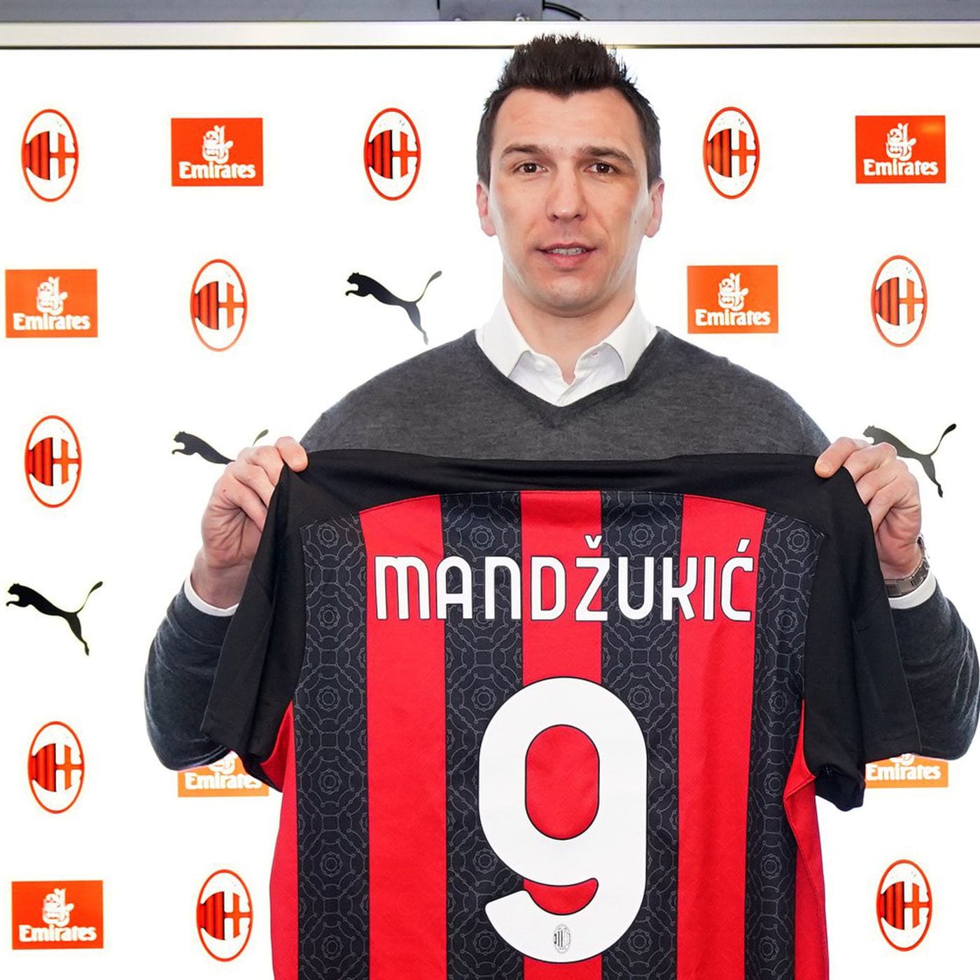 Mandzukic donates March salary to charity after not playing for entire month