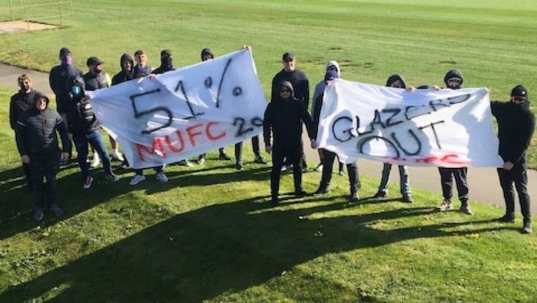 Manchester United fans protest Manchester United fans