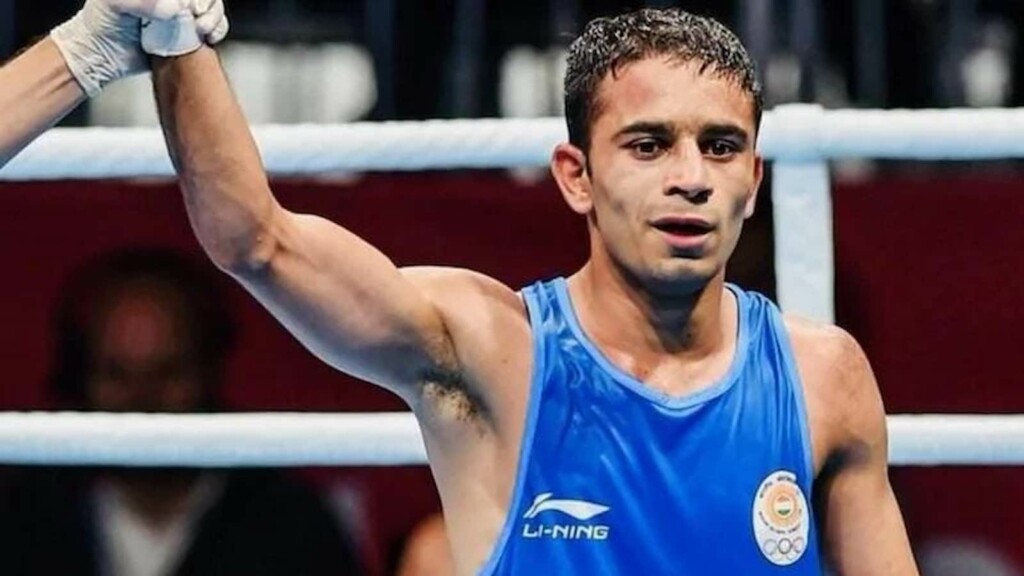 Amit Panghal settles for silver at the Asian Boxing Championship