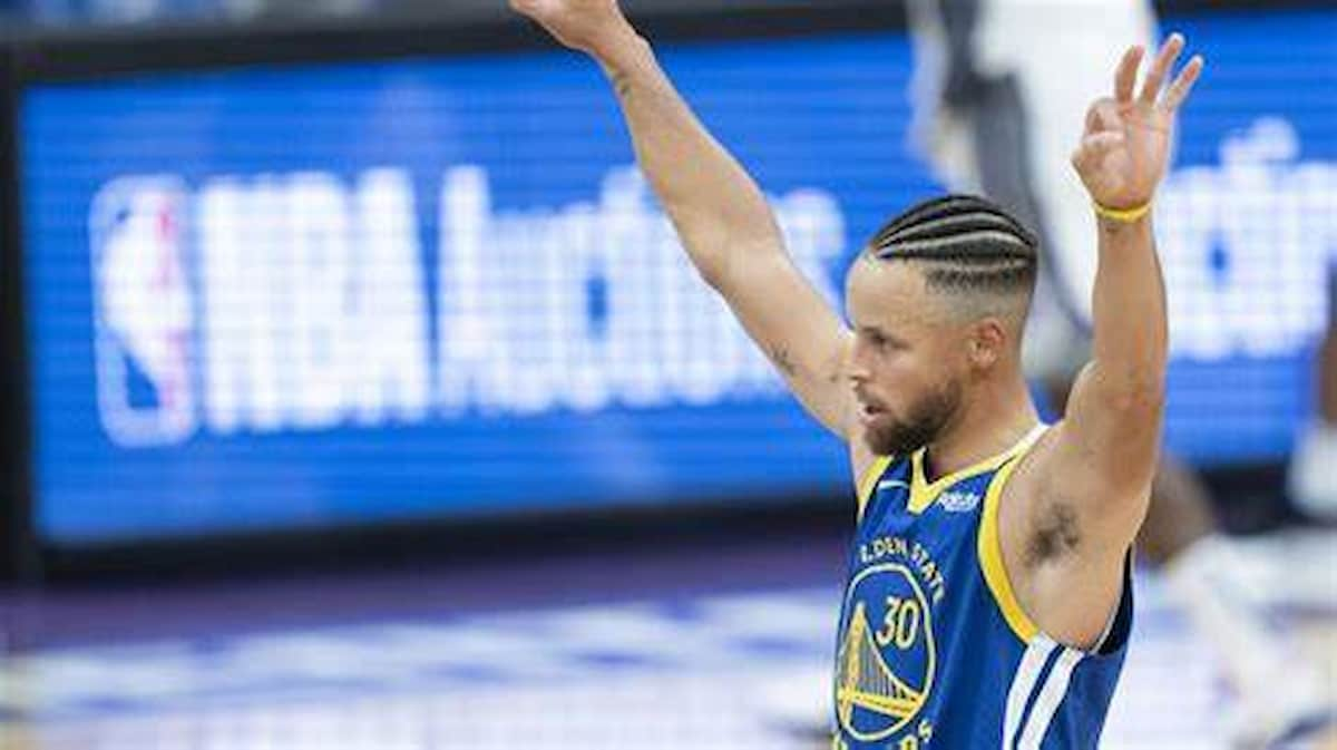 Stephen Curry’s 41 points push Warriors past Pelicans 123-108