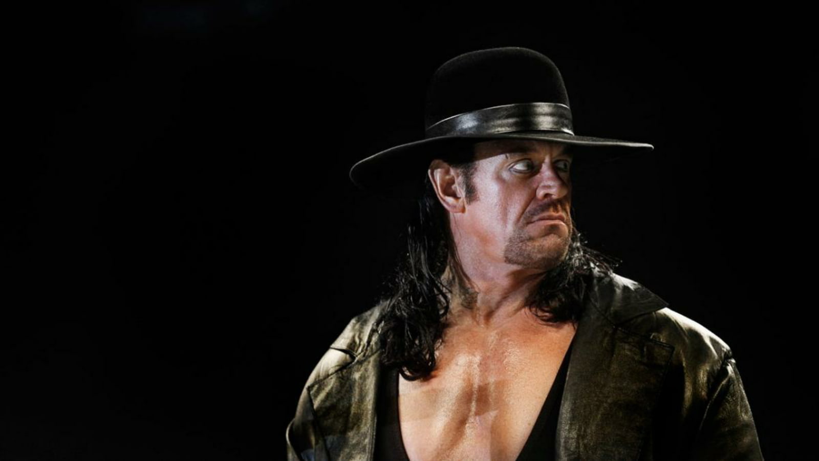 10-unseen-pictures-of-the-undertaker-that-define-his-life-outside-the