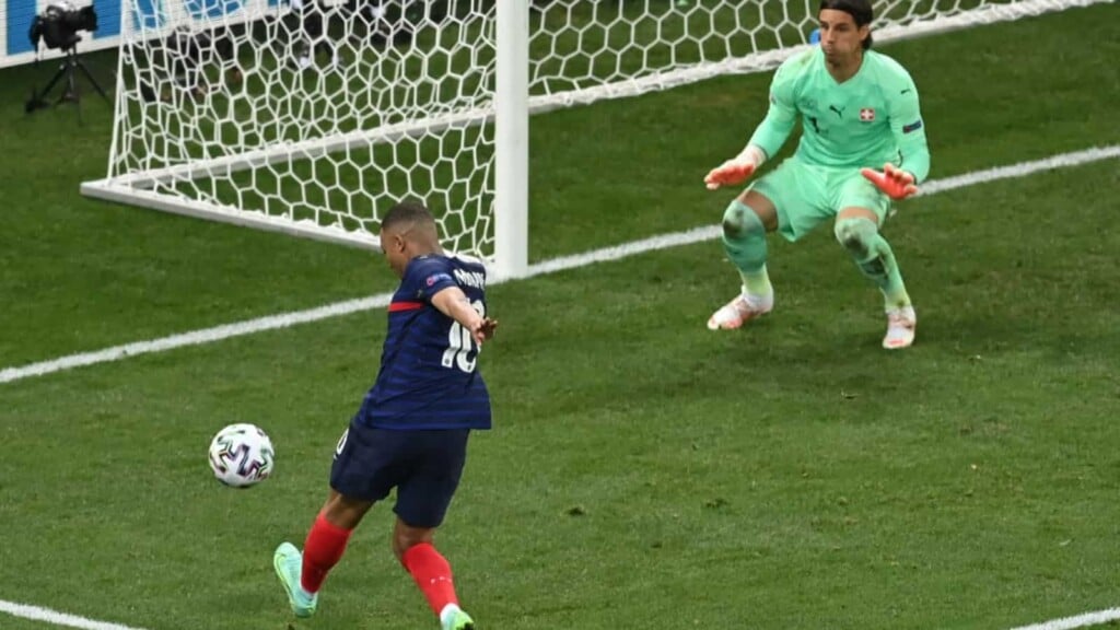 Mbappe's crucial miss