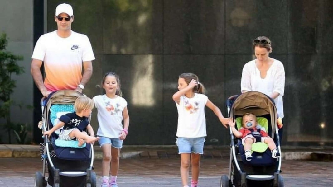 Roger Federer with his kids Roger Federer with his kids