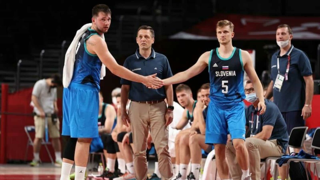 Basketball at Tokyo Olympics: Australia vs Slovenia ...