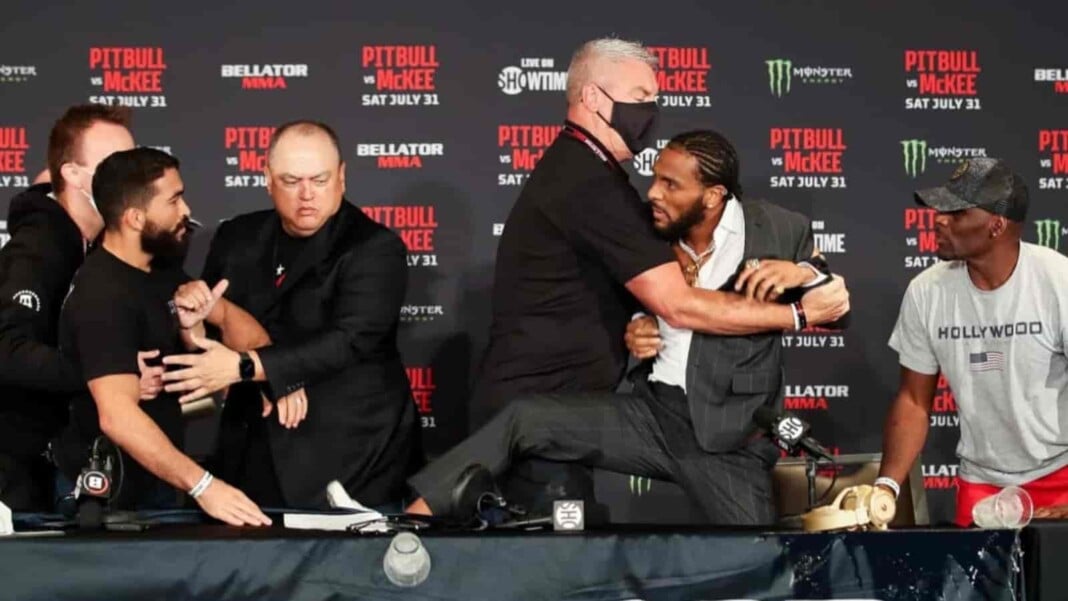 Antonio McKee vs Patricio Pitbull Antonio McKee vs Patricio Pitbull
