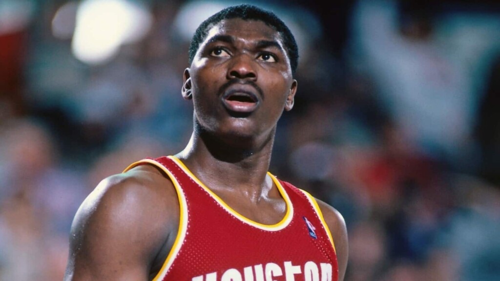 They've attempted to ruin my reputation”- What Hakeem Olajuwon said when he  almost departed the Houston Rockets, Basketball Network