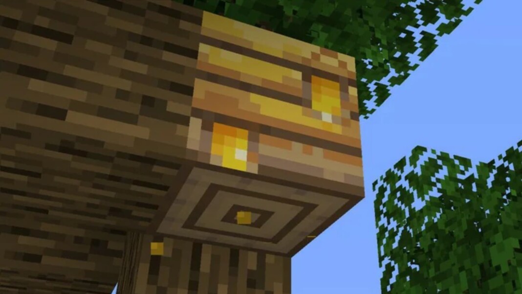 Minecraft Beehive Materials Required Steps To Make It And More Firstsportz 