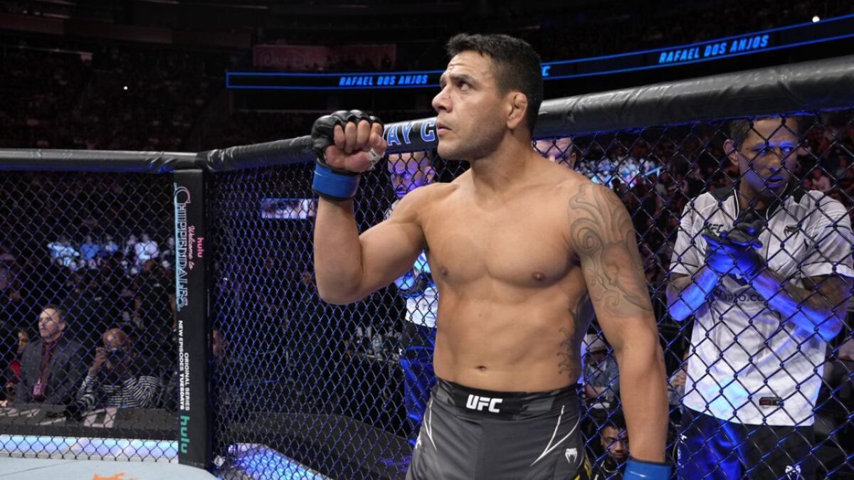 Who holds the record for most wins in UFC history? 3 Rafael dos Anjos remains on the list of fighters with most UFC wins