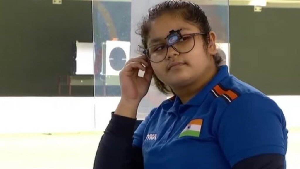 ISSF JWCH 2021: Naamya Kapoor, Aishwary Tomar headline sensational day ...