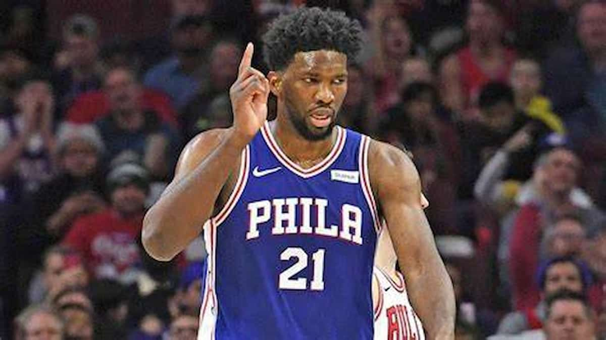 Watch: Joel Embiid gets a technical foul for taking to himself during Pistons vs 76ers