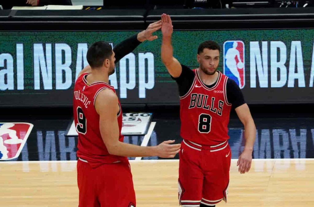 This Chicago Bulls team is as good as the Michael Jordan 1996 team”: NBA  Twitter reacts as Lonzo Ball, Zach LaVine and co. start the regular season  with a 4-0 record for