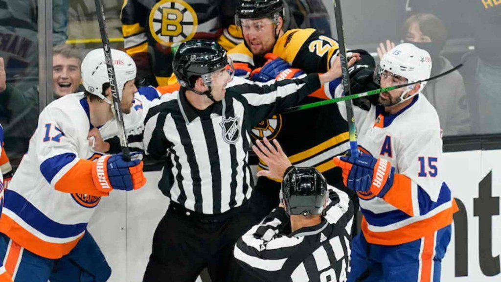 salary of NHL Referee