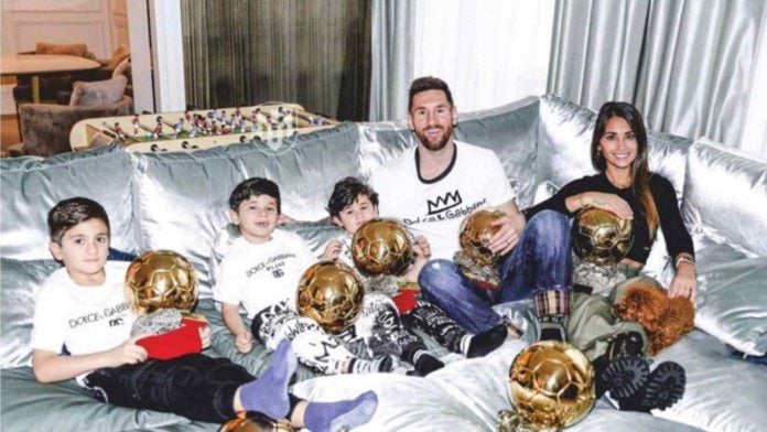 Adobe_Post_20211205_1922010.6085654938982658 Watch: Hilarious conversation between Lionel and Thiago Messi over the number of Ballon d'or he has won