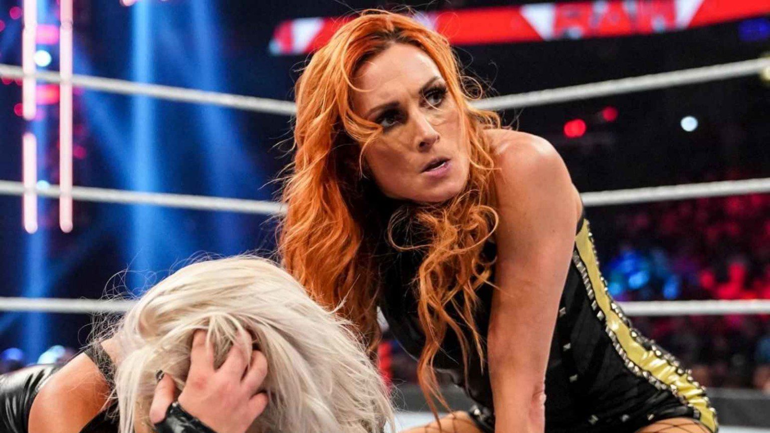 Wwe Supershow Becky Lynch Successfully Defends Raw Womens Title In A