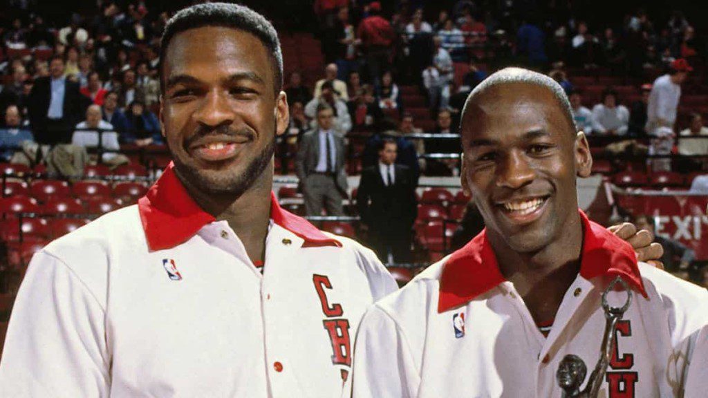 Charles Oakley and Michael Jordan