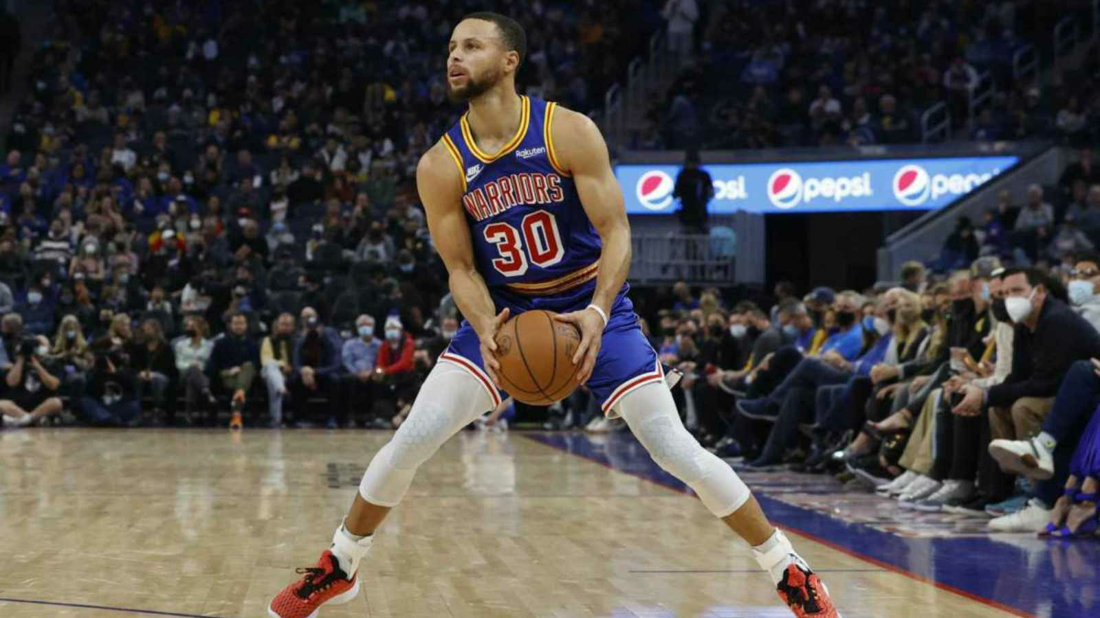 How much is the Golden State Warriors' Star Curry earning from the Under Armour Deal? » FirstSportz