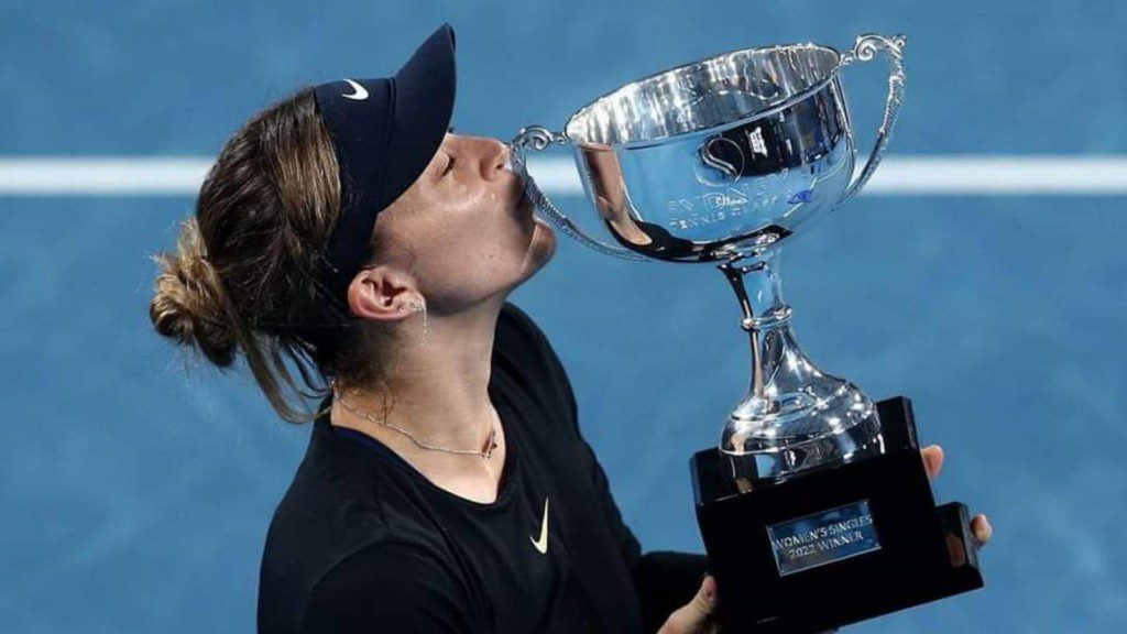 Buy the Italian Open Pam Shriver invites Serena Williams and other WTA  stalwarts to form a syndicate and end the discrimination in prize money –  FirstSportz