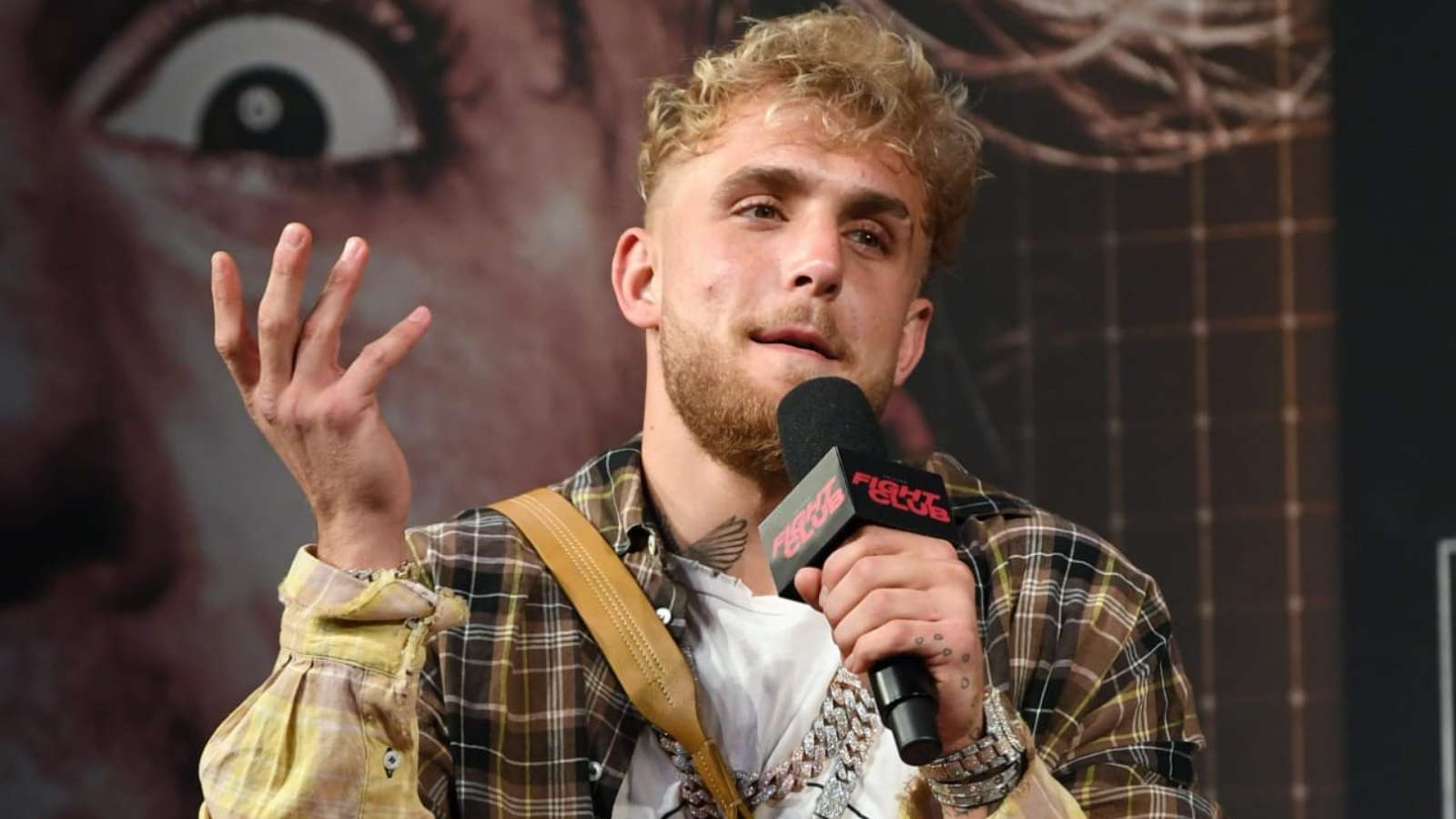 Jake Paul reacts to UFC 270 fighter payouts, teases next move against low fighter pay