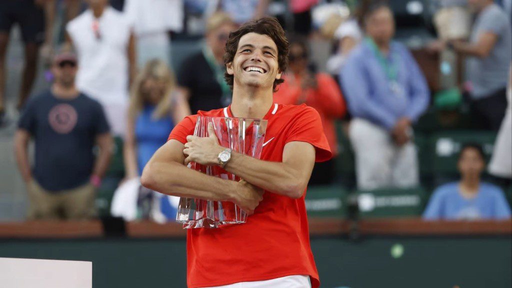 Taylor Fritz with the 2022 Indian Wells Masters Trophy