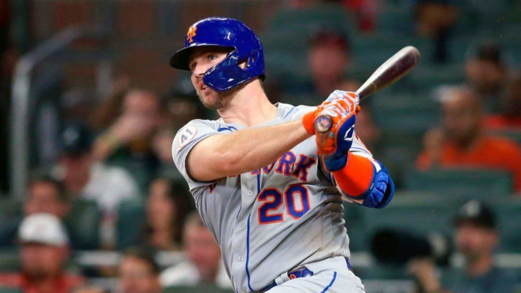 Pete Alonso Net Worth, Career, Endorsements, Wife, Family, etc