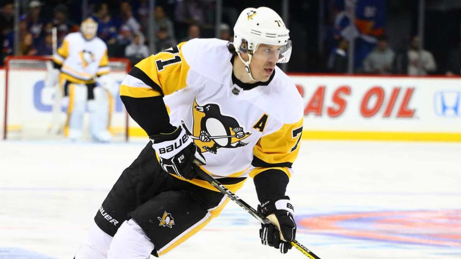 Evgeni Malkin Net Worth, Career, Endorsements, Girlfriend, Family, and
