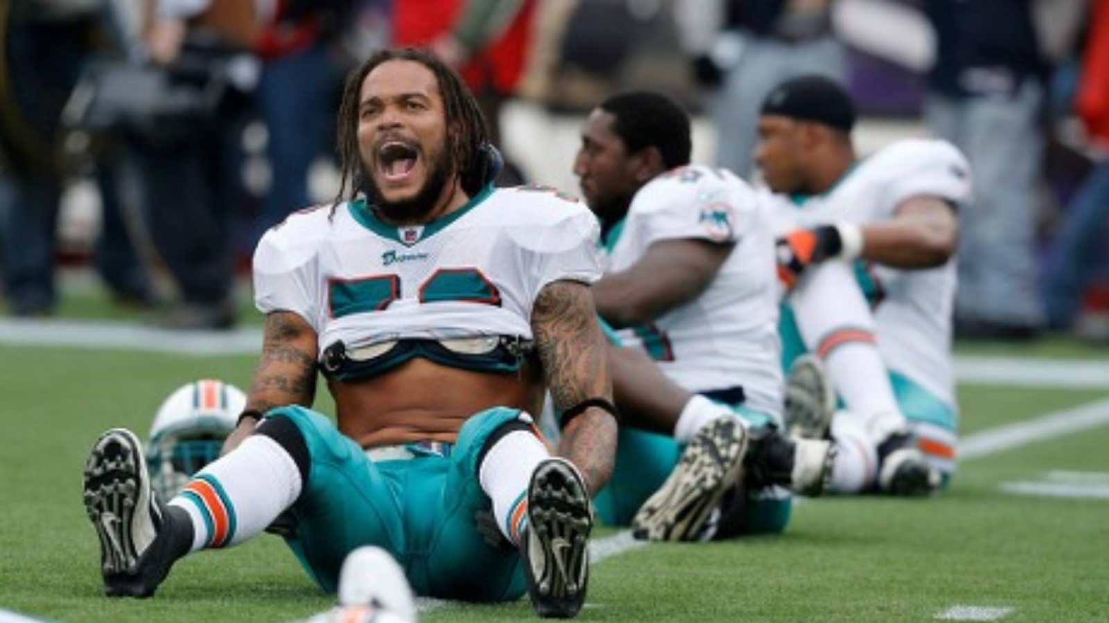 "A lot of big boys do it" Former LB Channing Crowder reveals he used