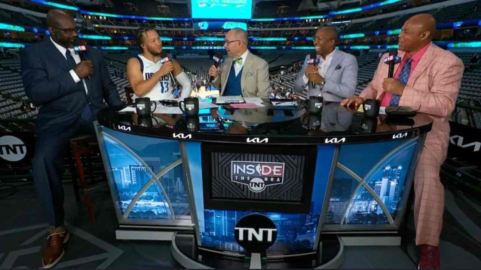 “My dad wasn’t even a player compared to me” Jalen Brunson hilariously claps back at Charles Barkley