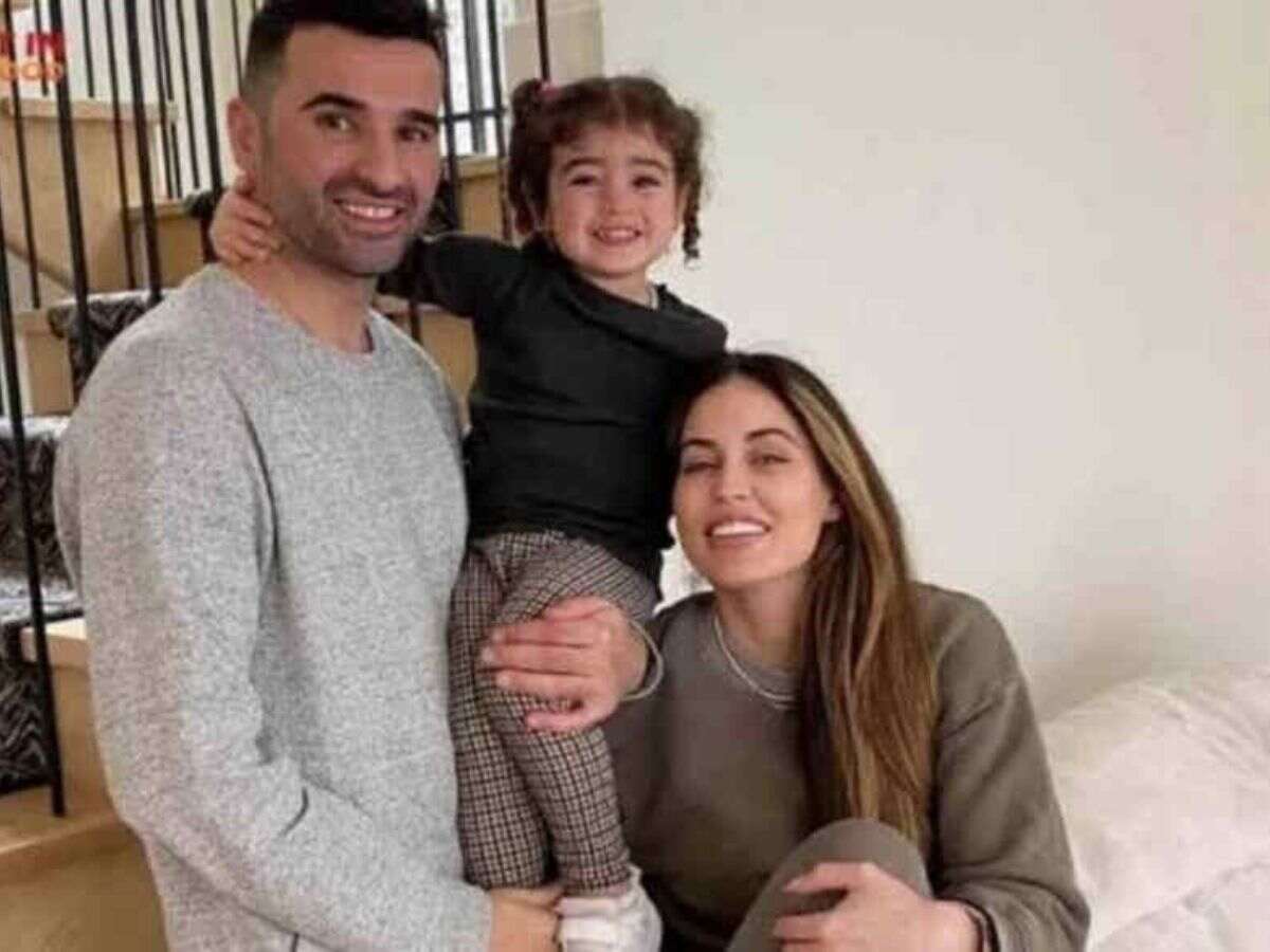 Nazem Kadri’s wife Ashley Cave along with their daughter [Image Credit: Mysportdba]