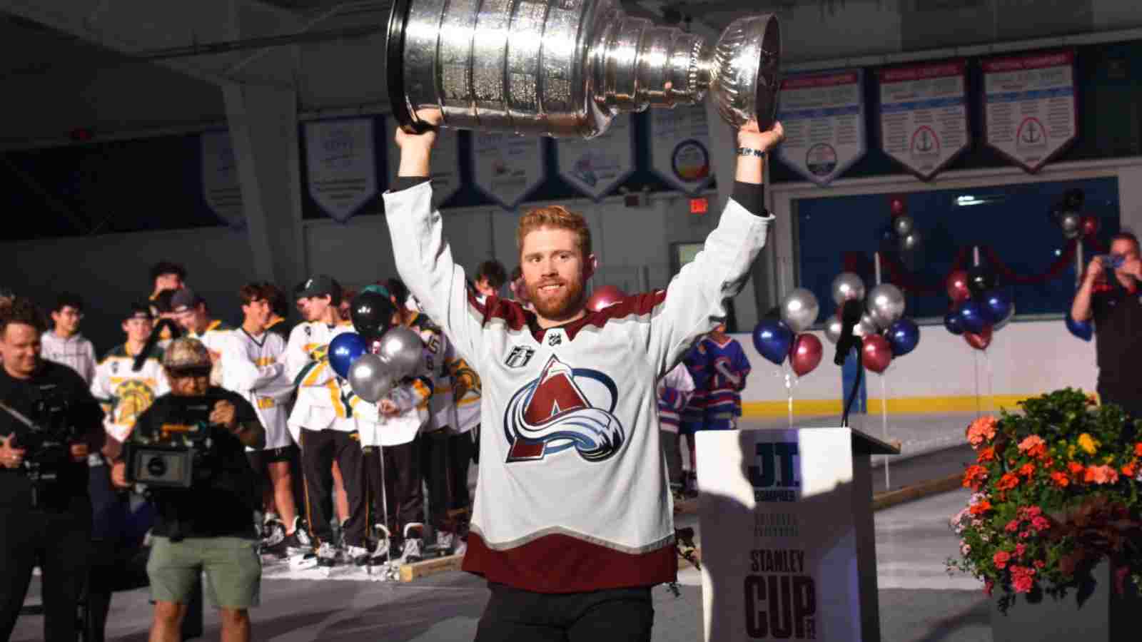 J T Compher Signed Avalanche Jersey (OKAuthentics) 2021-22 Stanley Cup  Champion