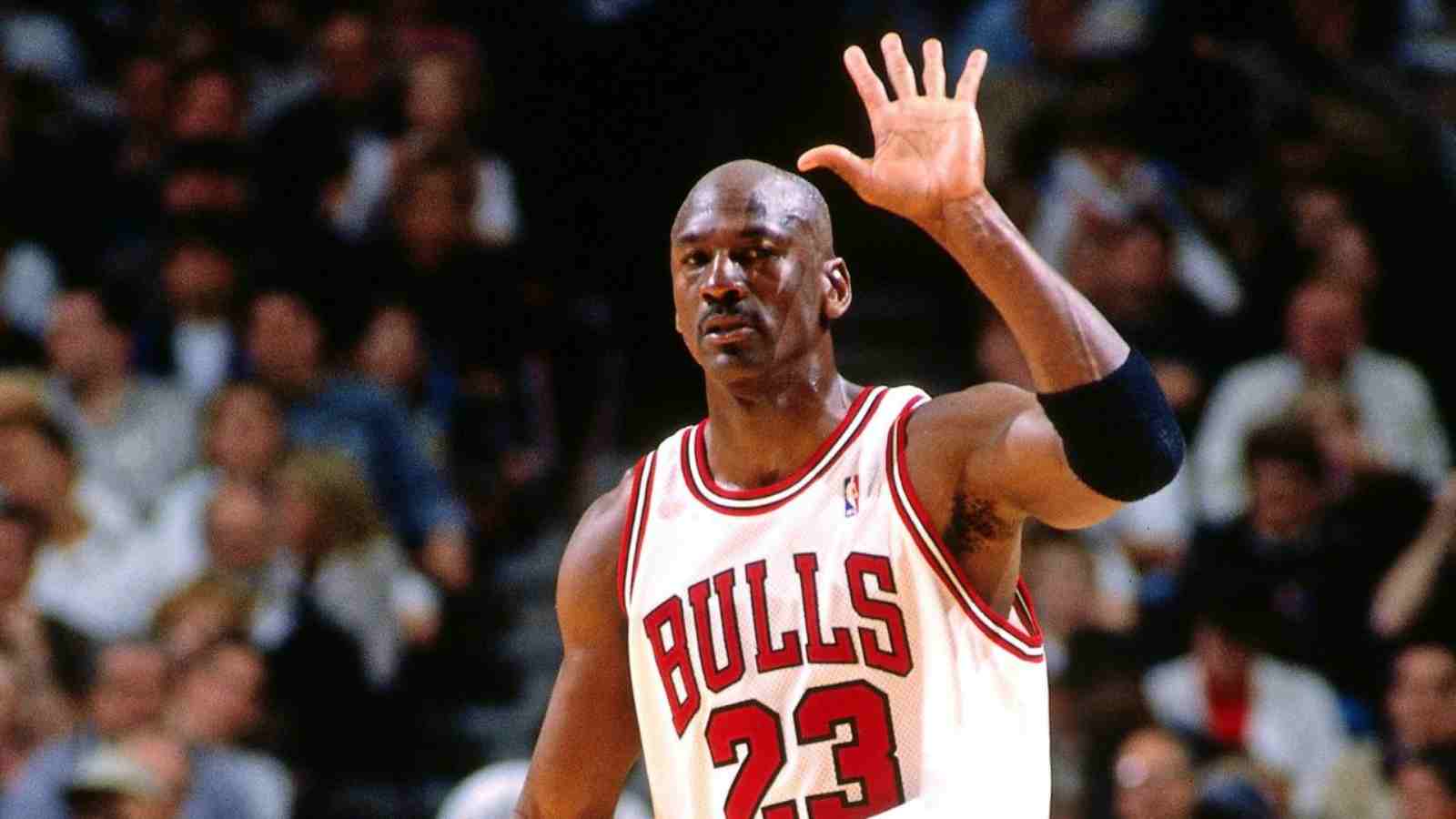 “I can say whatever I want to with Charles” Michael Jordan’s eye-opening revelations about ‘#1 friend’ Isiah Thomas