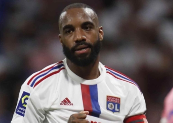 The Arsenal star Alexandre Lacazette may undergo a surgery for voice loss