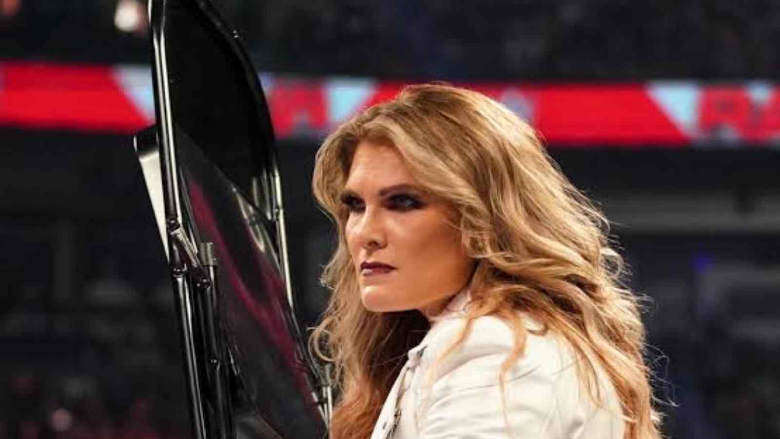 “I’d love to see it happen” Beth Phoenix expresses her desire to face ...