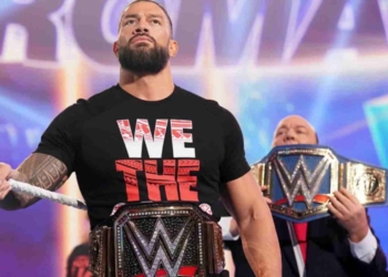 Roman Reigns with Paul Heyman