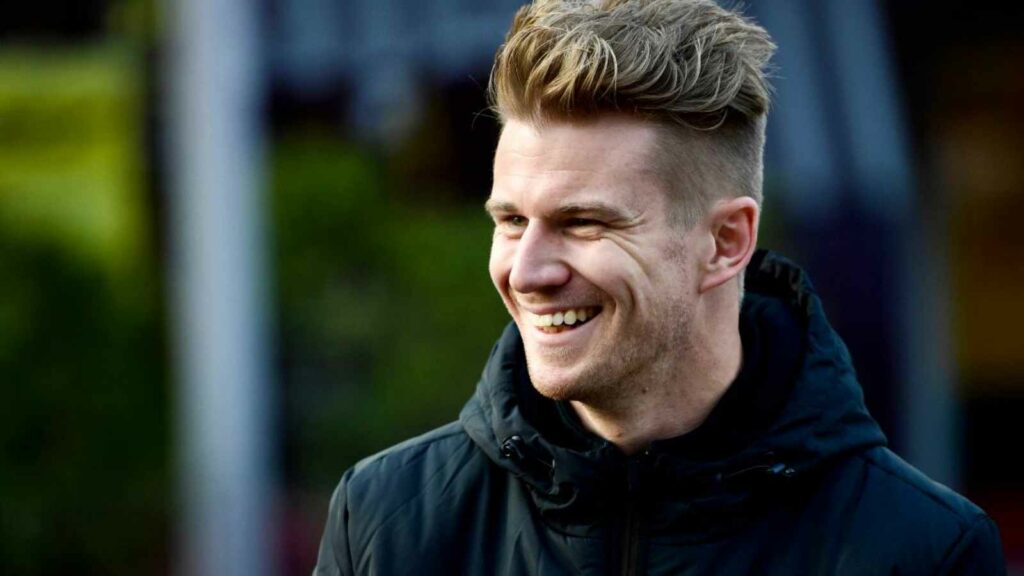 Nico Hulkenberg posts a series of "Hulkenback" memes and the fans are here for it