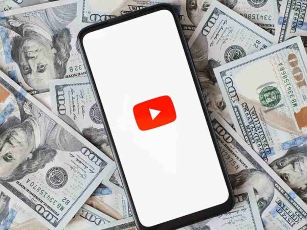 Top 10 Highest Earning YouTubers in 2023