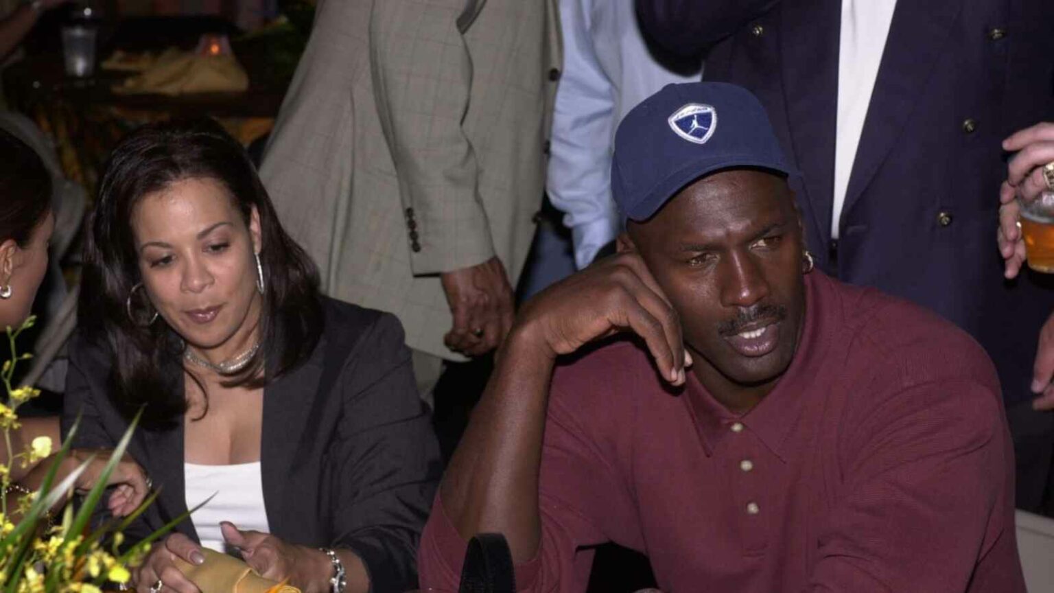 When did Michael Jordan divorce his first wife Juanita Vanoy?