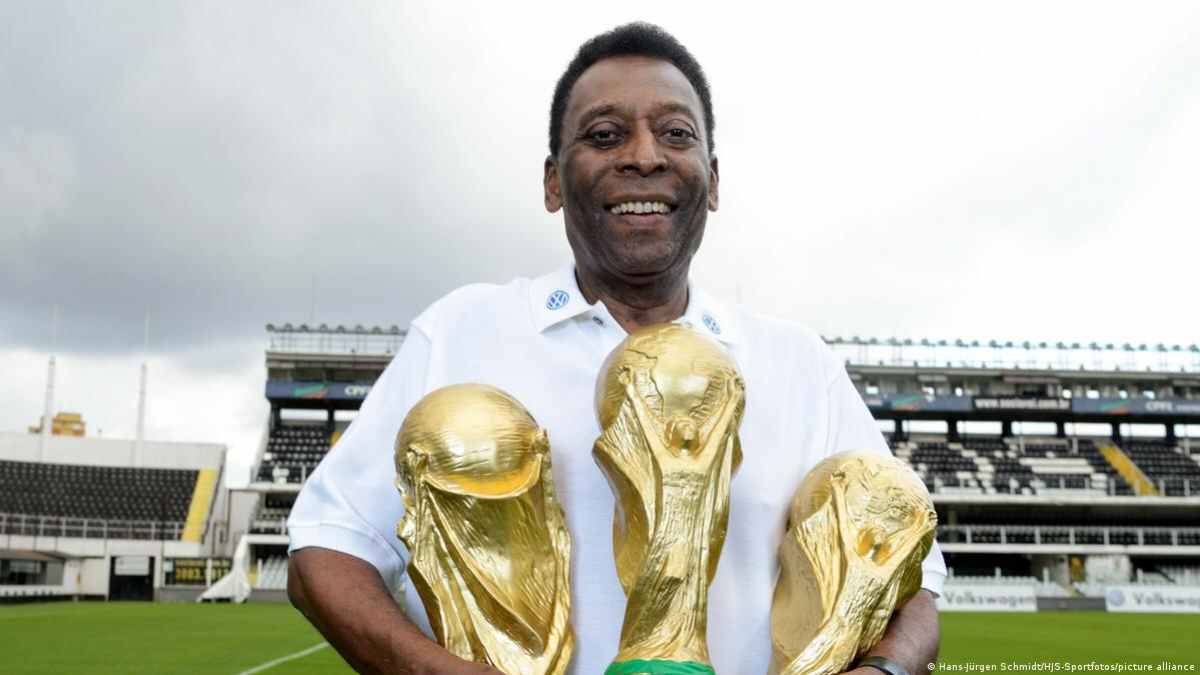 Drew McIntyre acknowledges the feats of Pele as the Football legend passes away at the age of 82