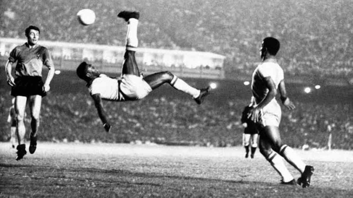 How did the football legend Pele inspire WWE stars with his bicycle kick?