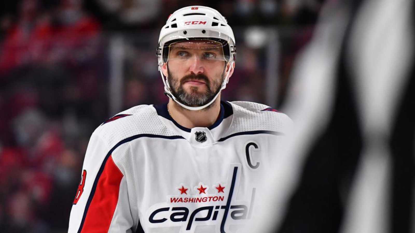 <strong>Larry Brooks bashes Alex Ovechkin for supporting Putin while in pursuit of NHL history</strong>