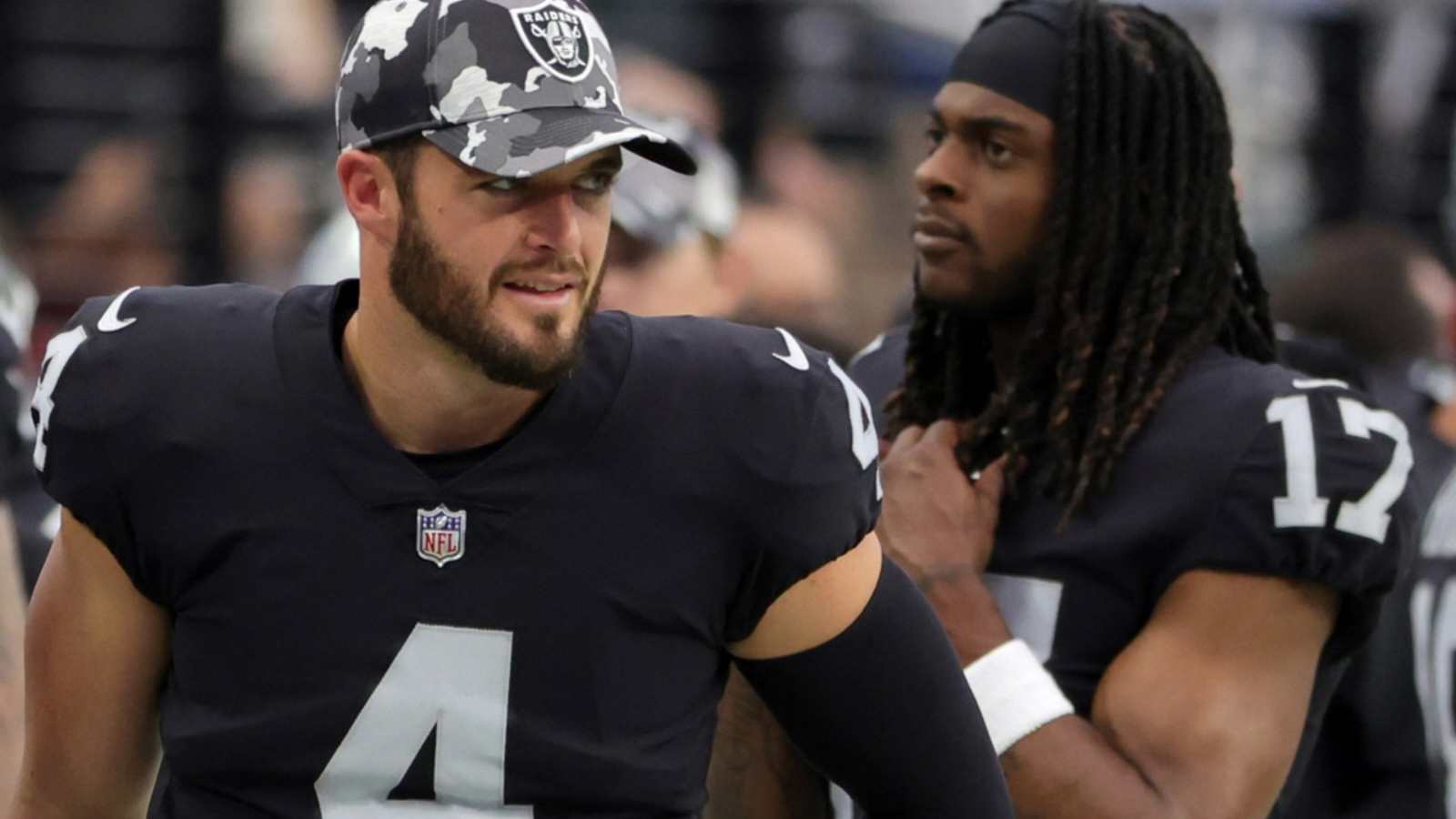 “F**k you!” Davante Adams credits Derek Carr for his career at the Raiders and responds HARSHLY to his termination as the team’s lead QB