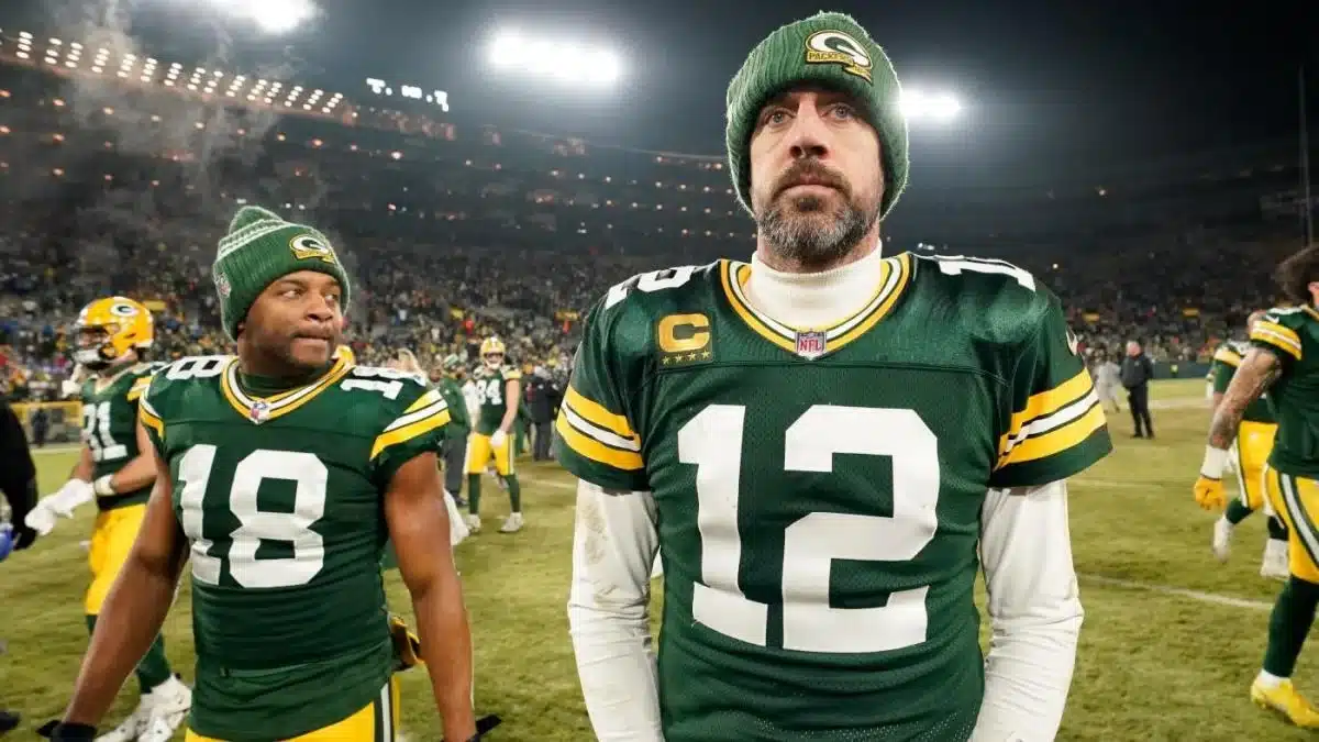 “Time to step away,” Aaron Rodgers finally BREAKS his silence on retirement rumors and gets candid over his position next season