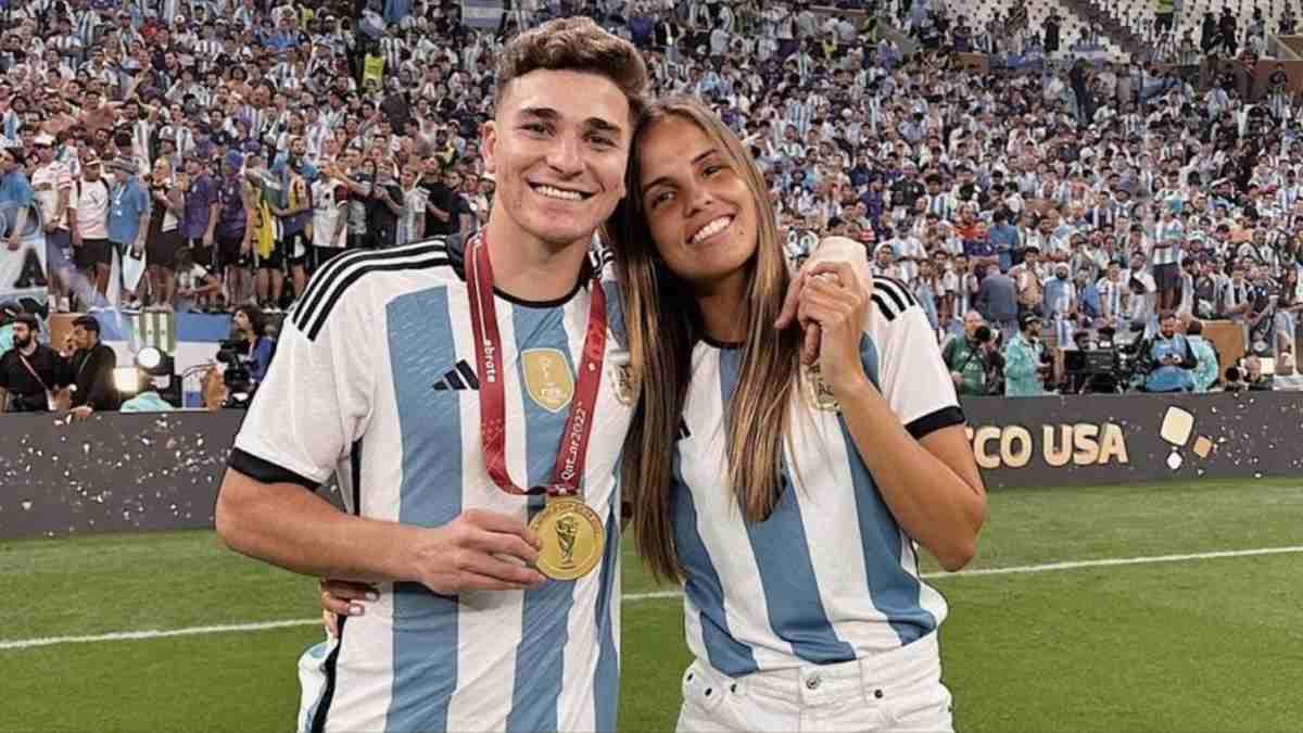 20,000 fans sign petition urging 2022 FIFA World Cup winner Julian Alvarez to break up with his long-time girlfriend