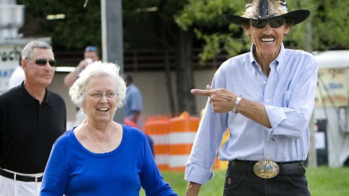 Richard Petty Net Worth 2024 how rich is the NASCAR legend? FirstSportz