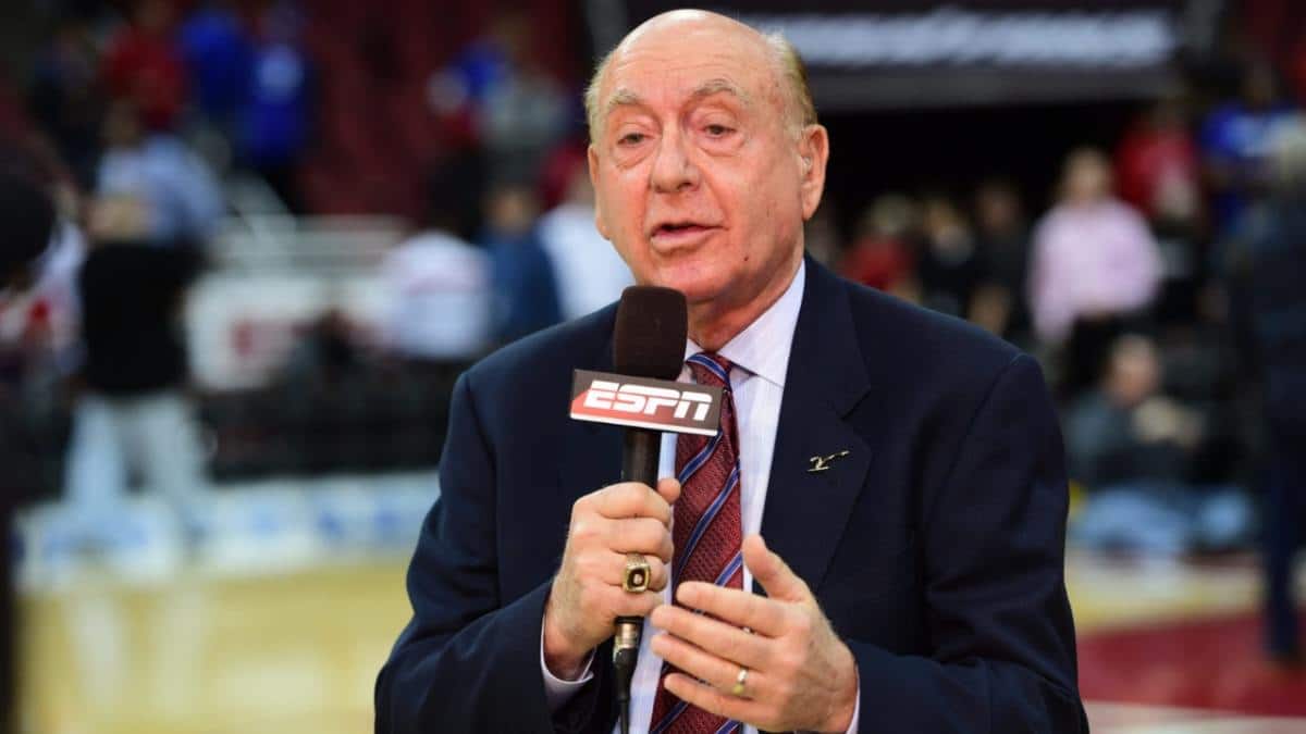 Dick Vitale makes MASSIVE blunder on Twitter by confusing week 9 Packers-Lions matchup as live telecast of the game