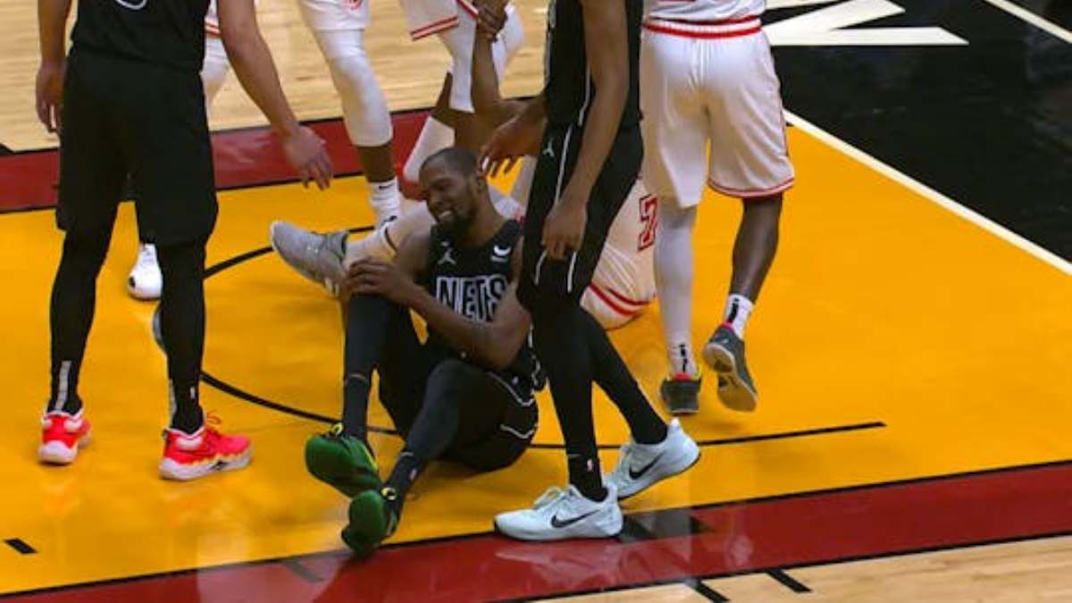 Kevin Durant out of action for at least two weeks after suffering MCL sprain against Miami Heat