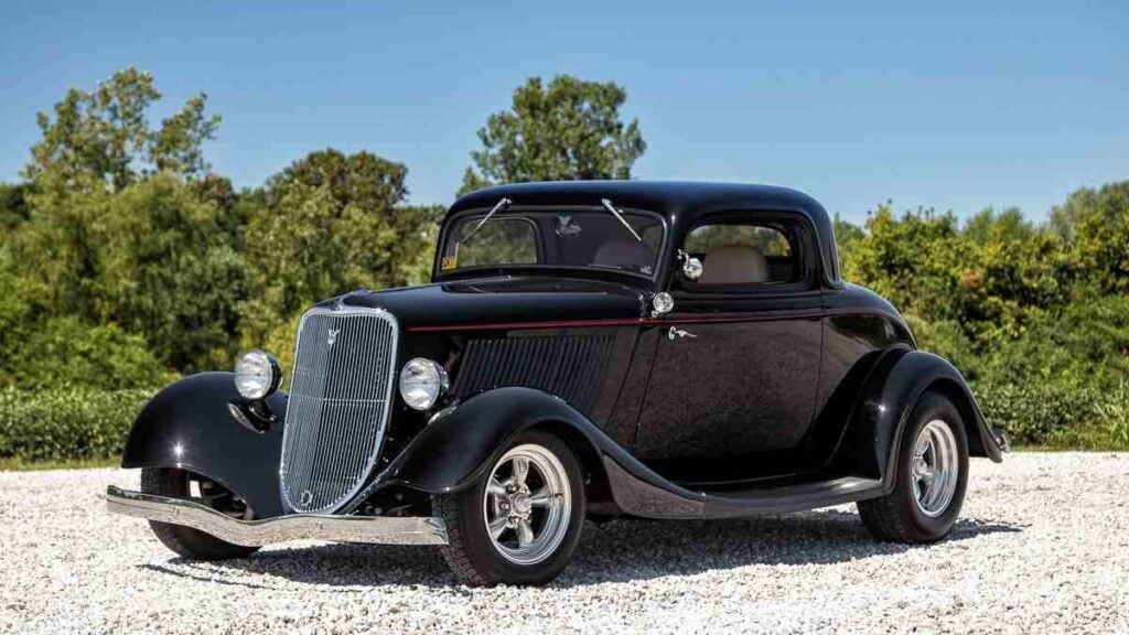 Gordon's 1933 Ford Three-Window Coupe