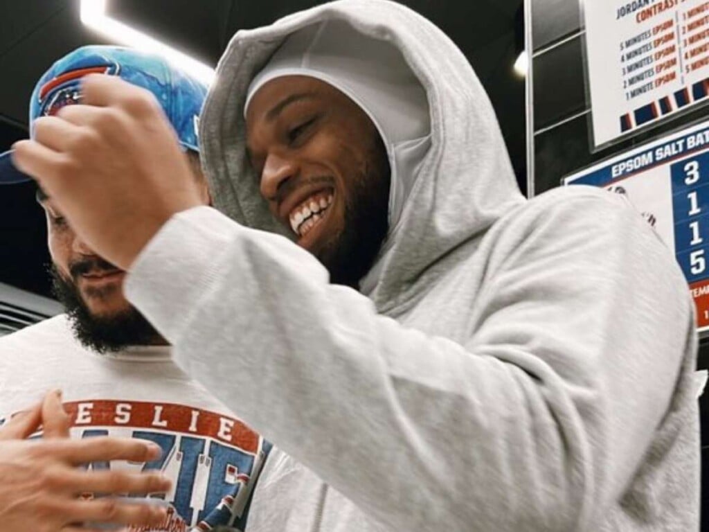 Damar Hamlin at the Bills facility (Image via Chicago Tribune)