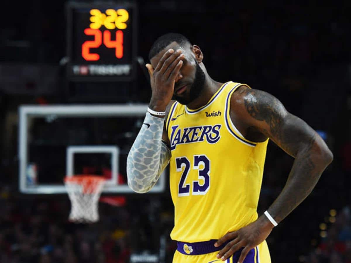 “Frustrating as hell man!” LeBron James highlights alleged CONSPIRACY against the Lakers